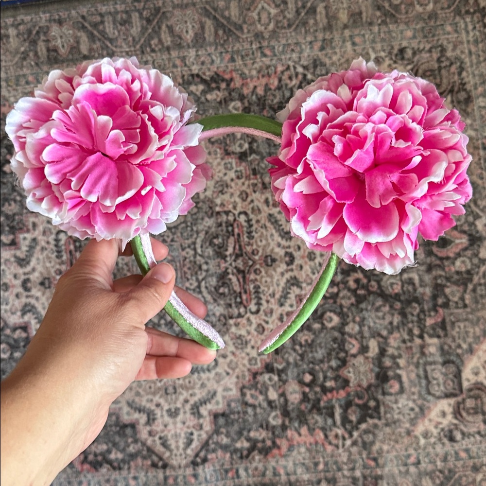 Disney parks flower peony Minnie ears headband- worn once